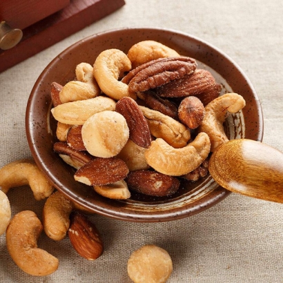 南京堅(jiān)果食品進(jìn)口報(bào)關(guān)清關(guān)：廣州臻力助力打開國(guó)際市場(chǎng)