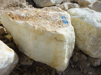 青島進口伊朗玉石報關(guān)流程_玉石毛料進口清關(guān)資料