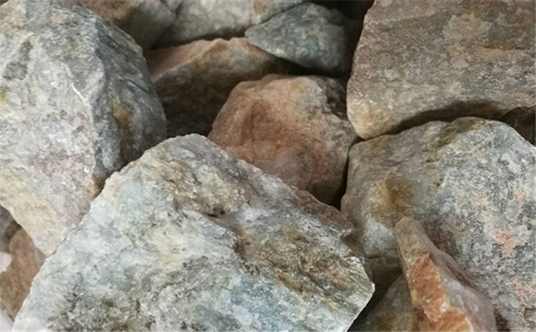 1681118921452992.jpg 鋰輝石礦進(jìn)口報(bào)關(guān)流程.jpg